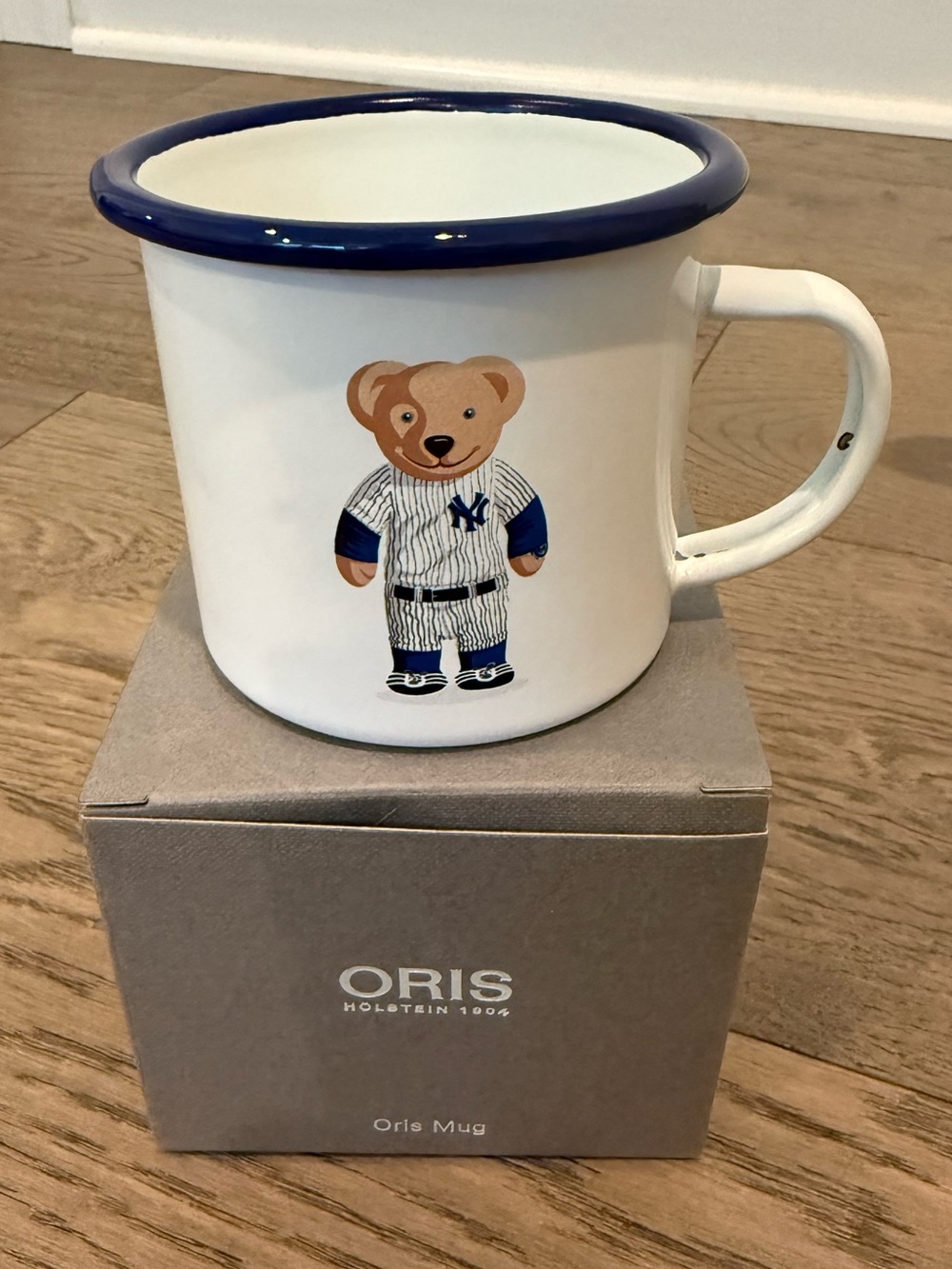Limited edition Oris NY Yankees bear mug